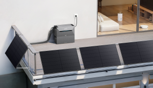 SOLARBANK2_PRO_PANNELLI_E_BATTERIA_BALCONE